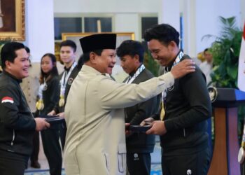 Presiden Prabowo Beri Bonus Uang Miliaran Hingga Kenaikan Pangkat TNI Peraih Medali Emas SEA Games 2025