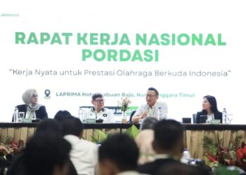 Ketua Umum PP PORDASI Aryo PS Djojohadikusumo saat memberikan sambutan mengenai visi 'Kerja Nyata' dan perencanaan matang untuk prestasi berkuda Indonesia di Rakernas 2026.