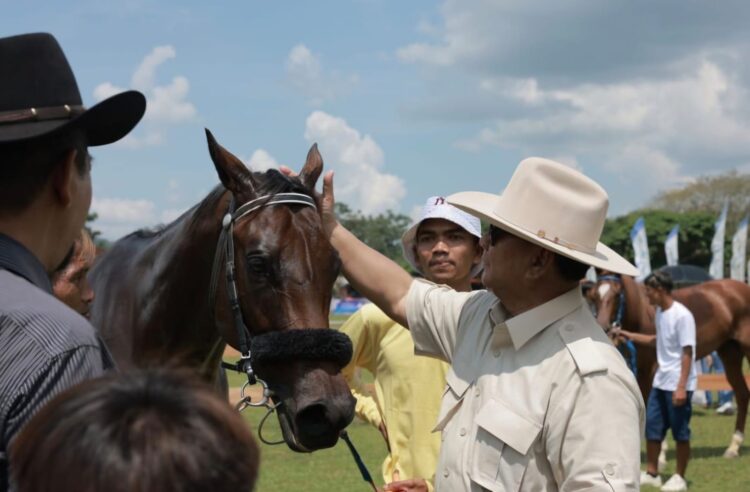 Prabowo dan Kuda: Potret Kedekatan yang Tak Terpisahkan Selama Puluhan Tahun
