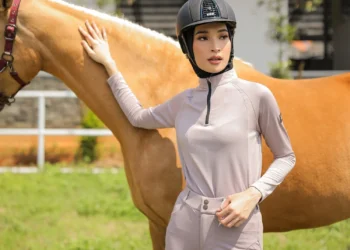 Tren Fashion 2026: Kebangkitan Estetika ‘Equestrian’ di Tahun Kuda