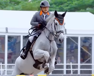 15 Tahun Berkiprah di Dunia Equestrian, Alvaro Menayang Fribaldi Konsisten Sabet Medali