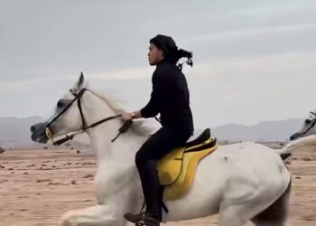 Kompak! Momen Keluarga Gen Halilintar Berkuda di Madinah Tuai Sorotan Publik, Aksi Sa’ih Bak Atlet Profesional!