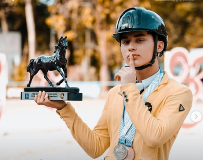 Atlet muda berbakat, Nusrtdinov Zayan Fatih, secara resmi terpilih untuk mewakili Indonesia dalam ajang bergengsi AEF/Mantena Cup CSI1*-B Tashkent 2026. (tangkapan layar/Instagram @nusrtdinov.zayan)