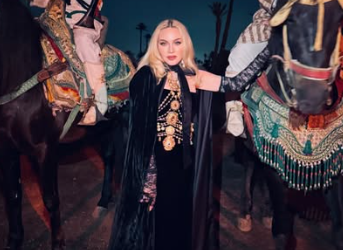 Madonna: “Queen of Pop” yang Temukan Kebebasan di Atas Pelana